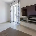 شقة In 42446 تْسْغيكفانِتْسا