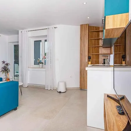 Apartment In 42446 Crikvenica