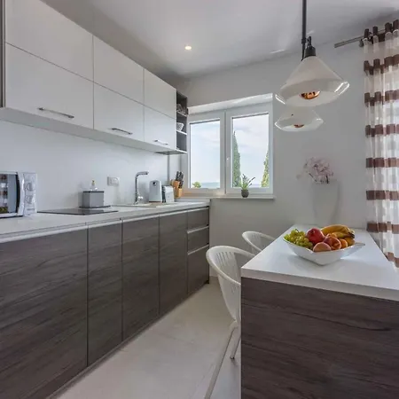 Apartment In 42446 Crikvenica