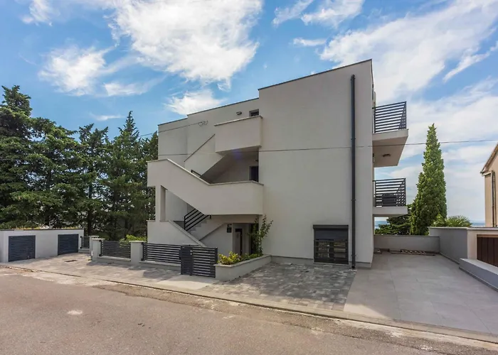 In 42446 Daire Crikvenica